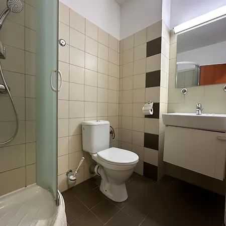 Zeleny Dvor Hotel