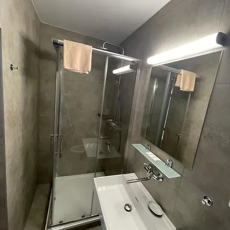 Zeleny Dvor Szálloda