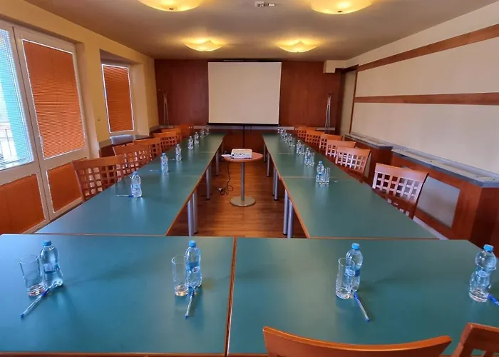 Zeleny Dvor 3* Senec
