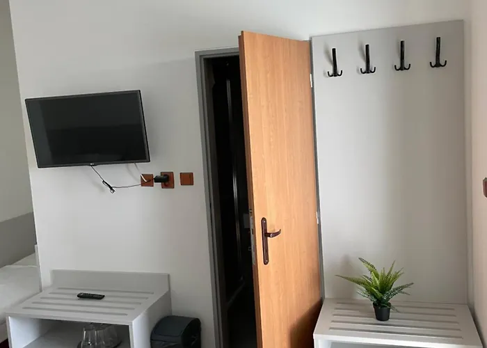 Ξενοδοχείο Zeleny Dvor 3*